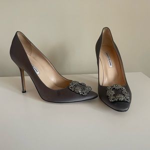 Manolo Blahnik Satin Grey Hangisi Pumps - Size 41